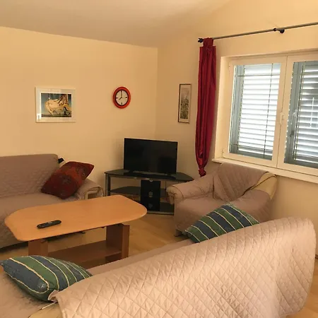 Διαμέρισμα Pero Μούρτερ